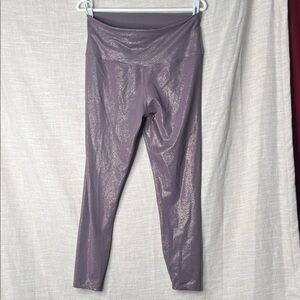 Beyond Yoga Shimmering Mauve Leggings